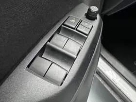 Toyota Yaris-cross thumbnail 40