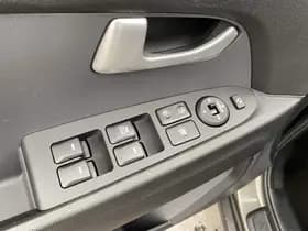 Kia Sportage thumbnail 77