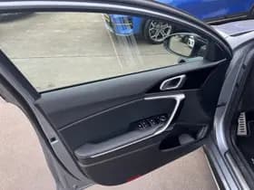 Kia Proceed thumbnail 24