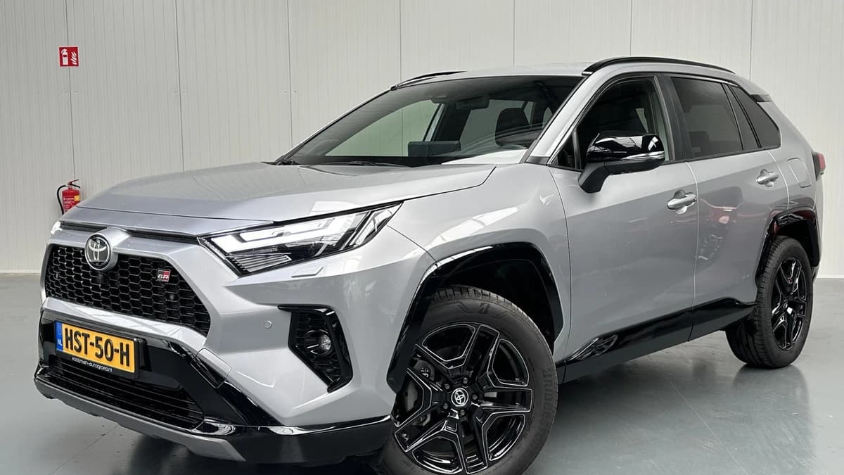 Toyota Rav4 — foto 1
