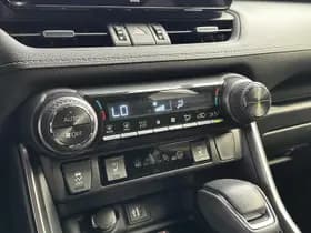 Toyota Rav4 thumbnail 18