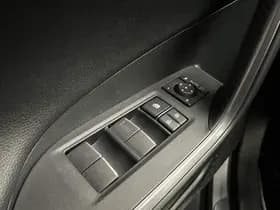 Toyota Rav4 thumbnail 36