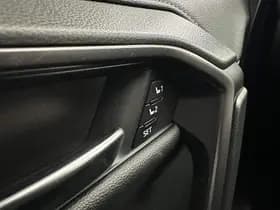 Toyota Rav4 thumbnail 37