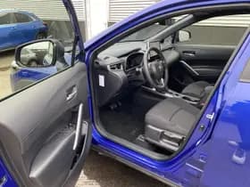 Toyota Corolla-cross thumbnail 20