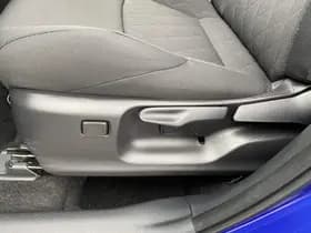 Toyota Corolla-cross thumbnail 74