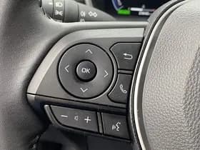 Toyota Corolla-cross thumbnail 81