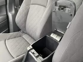 Toyota Corolla-cross thumbnail 90