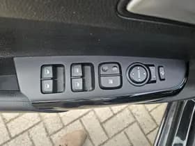 Kia Picanto thumbnail 5