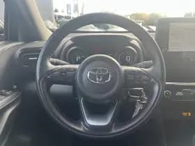 Toyota Yaris-cross thumbnail 11
