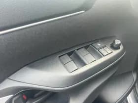 Toyota Yaris-cross thumbnail 25