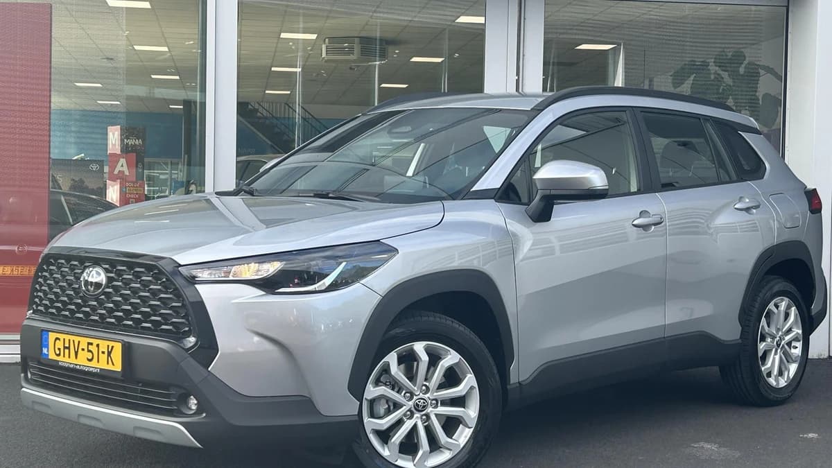 Toyota Corolla-cross — foto 1