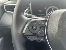 Toyota Corolla-cross thumbnail 13