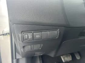 Toyota Corolla-cross thumbnail 41