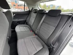 Kia Stonic thumbnail 38