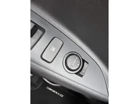 Kia Stonic thumbnail 45