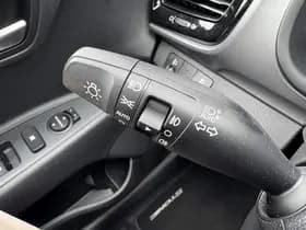 Kia Stonic thumbnail 48