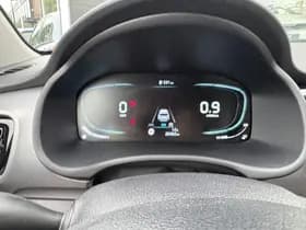 Kia Stonic thumbnail 49