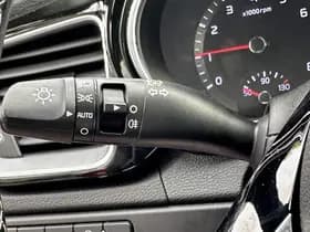 Kia Proceed thumbnail 32