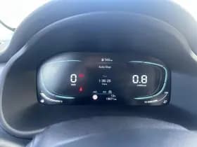 Kia Stonic thumbnail 48