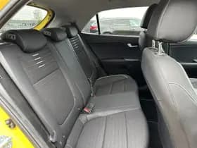 Kia Rio thumbnail 11