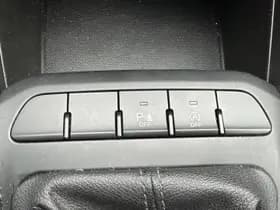 Kia Rio thumbnail 25