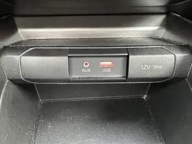 Kia Rio thumbnail 56