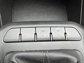 Kia Rio thumbnail 58