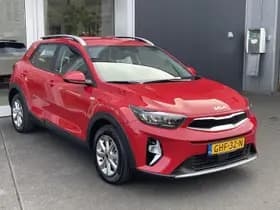 Kia Stonic thumbnail 4