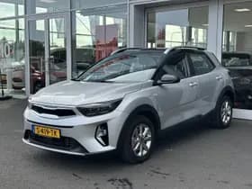 Kia Stonic thumbnail 3