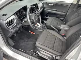 Kia Stonic thumbnail 33