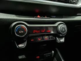 Kia Stonic thumbnail 45