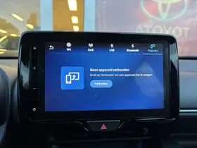 Toyota Yaris thumbnail 13