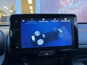 Toyota Yaris thumbnail 14