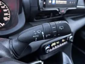 Toyota Yaris thumbnail 46