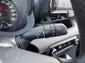 Toyota Yaris thumbnail 49