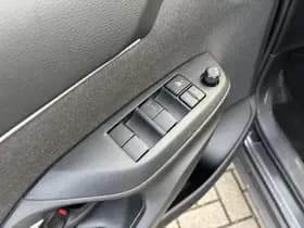 Toyota Yaris-cross thumbnail 27