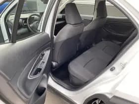 Toyota Yaris-cross thumbnail 12