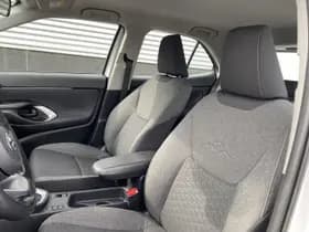 Toyota Yaris-cross thumbnail 17