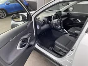 Toyota Yaris-cross thumbnail 56