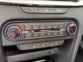 Kia Proceed thumbnail 107