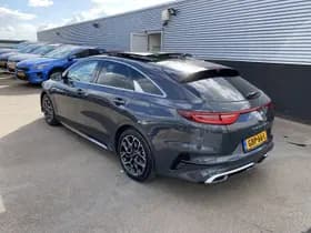 Kia Proceed thumbnail 5