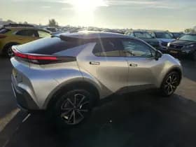 Toyota C-hr thumbnail 11