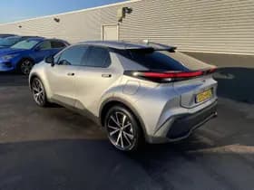 Toyota C-hr thumbnail 6
