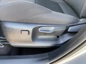 Toyota C-hr thumbnail 74