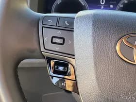 Toyota C-hr thumbnail 80