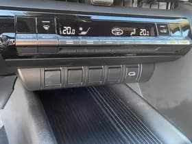 Toyota C-hr thumbnail 84