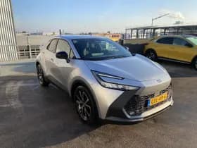 Toyota C-hr thumbnail 10