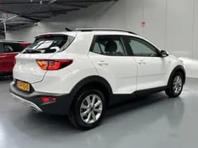 Kia Stonic thumbnail 25