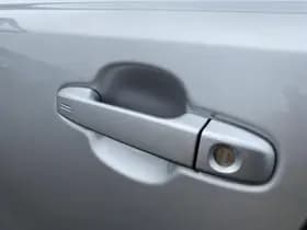 Toyota C-hr thumbnail 16