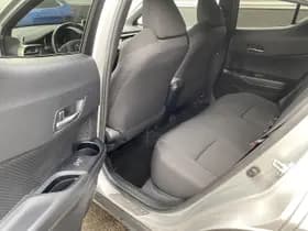 Toyota C-hr thumbnail 18